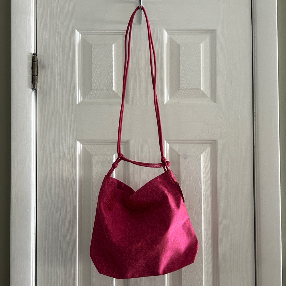 ARTISANS ANGKOR 100% SILK HANDWOVEN BAG MADE IN CAMBODIA NWT
